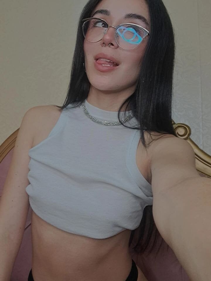 Celeste_lee_v_ profile
