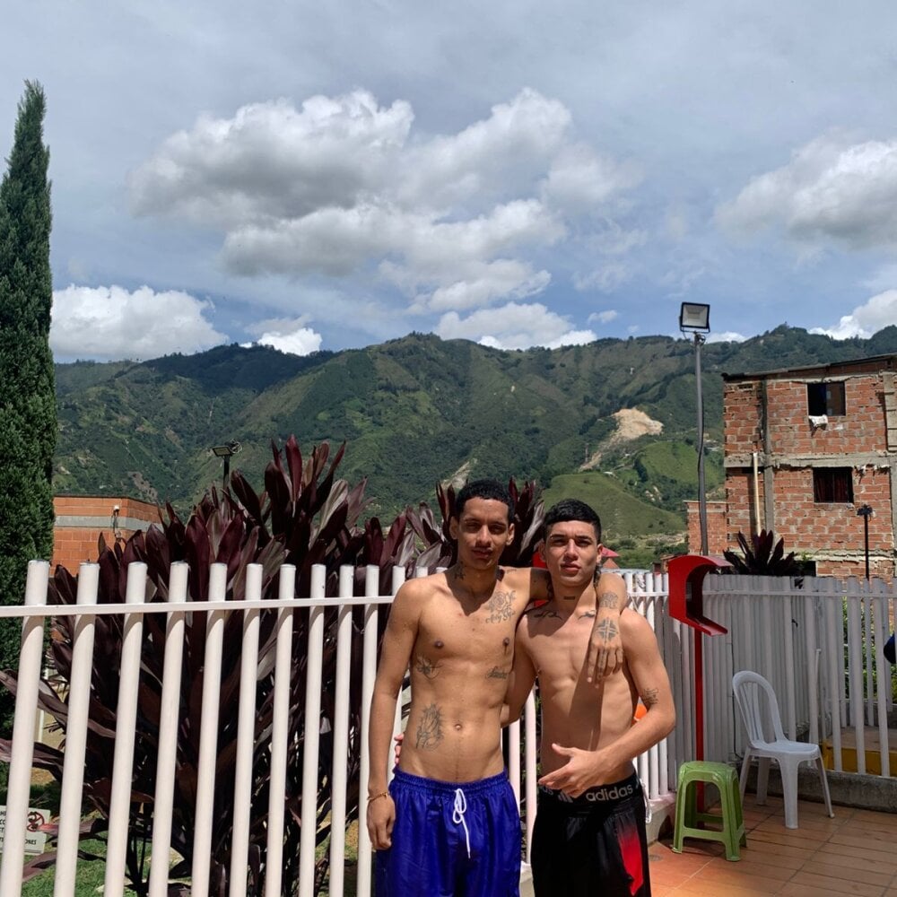 duohotboy_ from stripchat