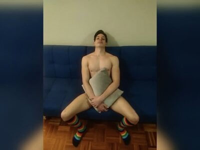 Adonisgarc69x - Stripchat Couple 