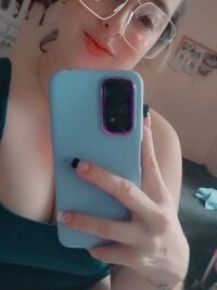 karo_molina's Offline Chat Room