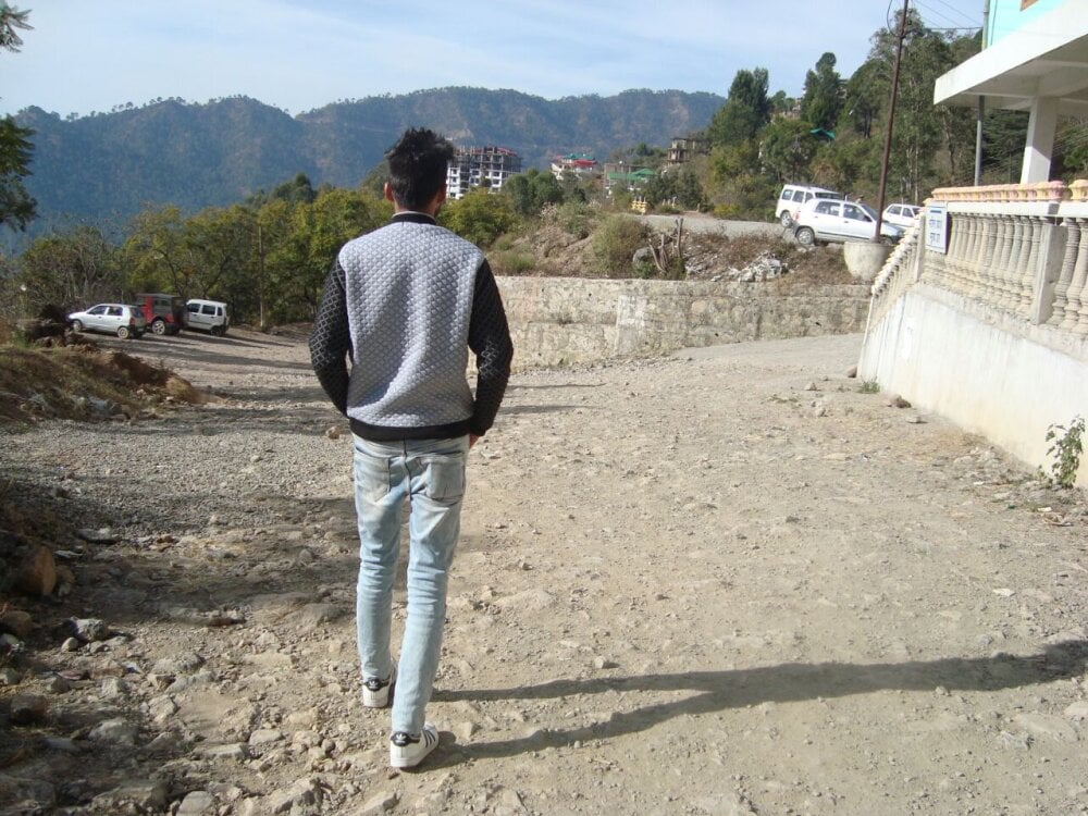 anuvarma10393 profile