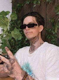 MarioKnero's webcam live show