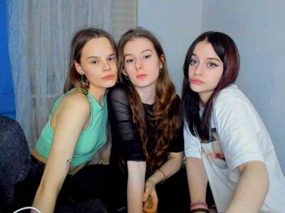 Jalevakitties21 🎛 live naked cam