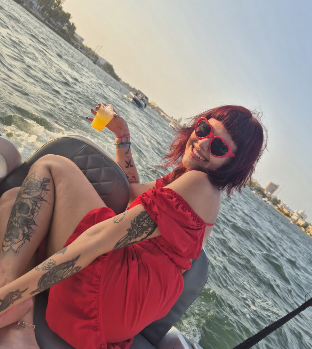 sarah-stoner from stripchat