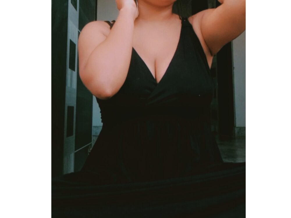 Pyari_Anayaa profile