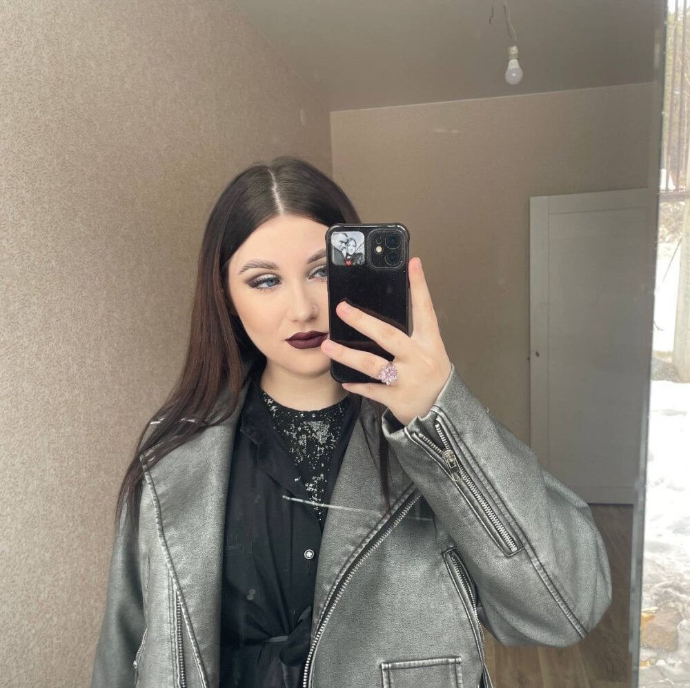 Ianna_kisses profile
