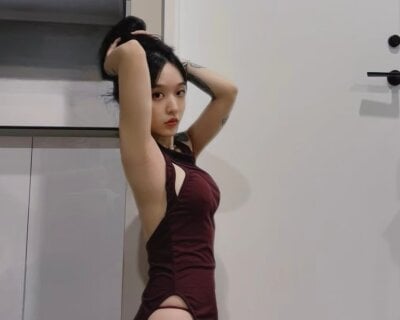 Etherealcat33 on StripChat