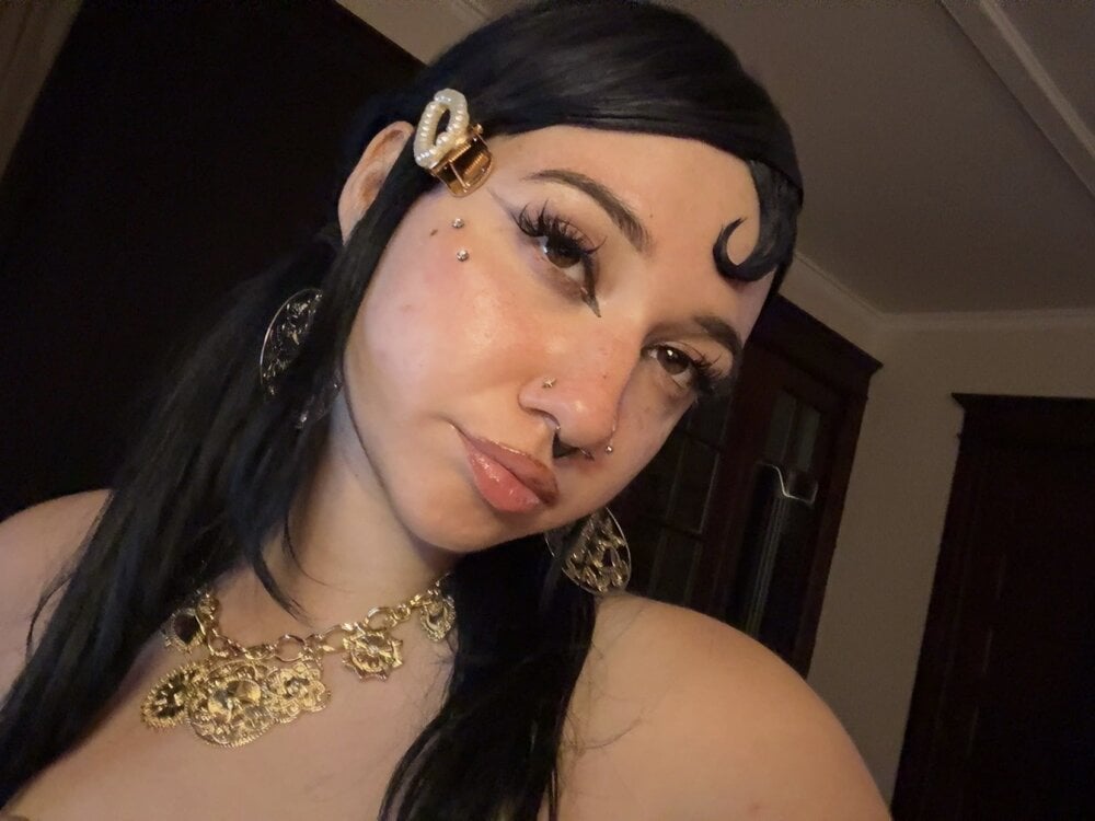 GoddessJemma profile