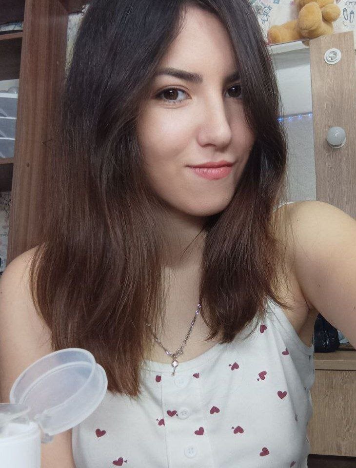 amateursex-livecam.com garglingstole livesex profile in spankingpaddling cams