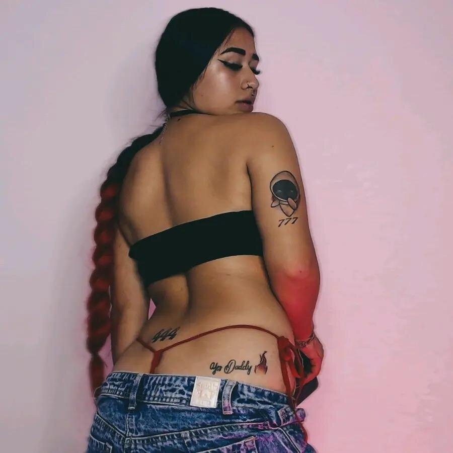 scarletCutee_