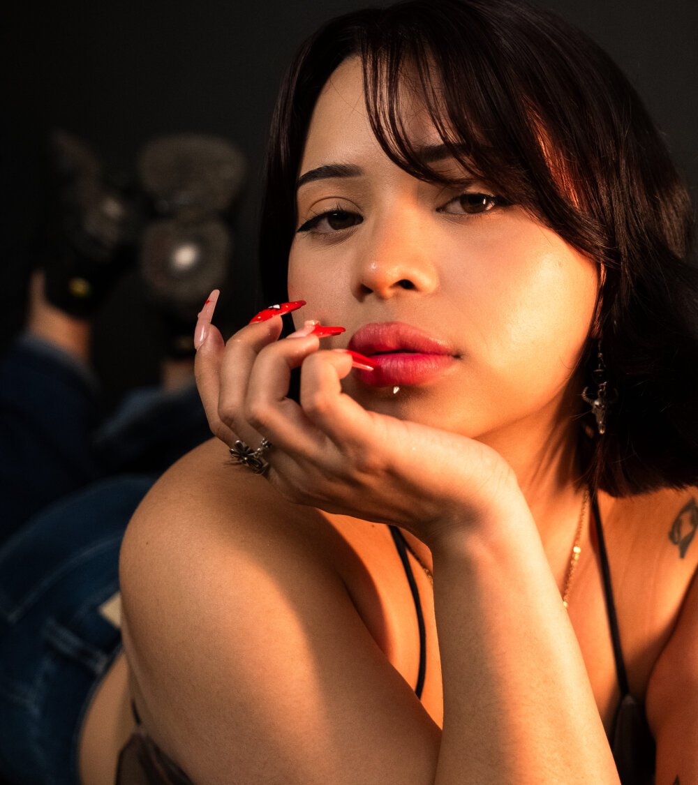 IzisLust's Live XXX Chat