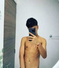 Timmy_Kiing_'s webcam live show