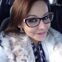TriciaHot's Offline Chat Room