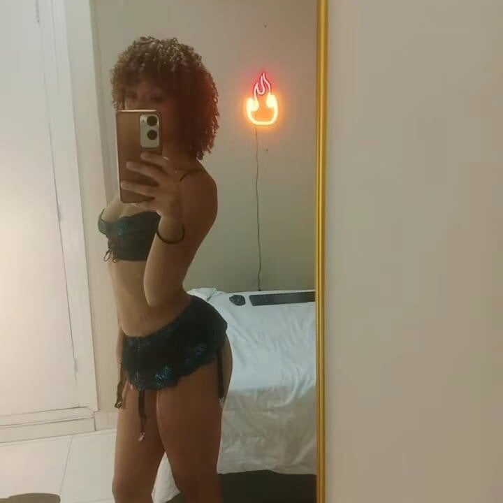 _alison_c from stripchat