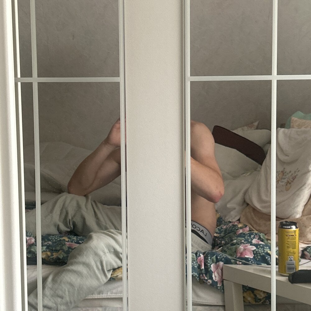 tomdeluxxe from stripchat