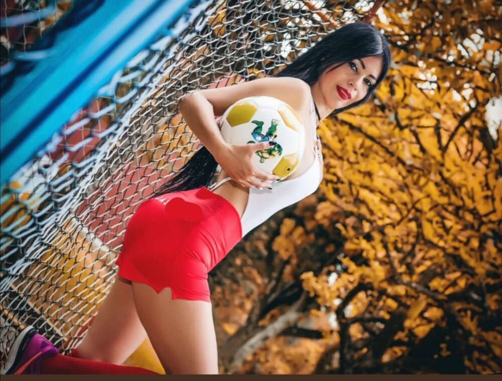 Live sex webcam photo for KarolRubi #289899162