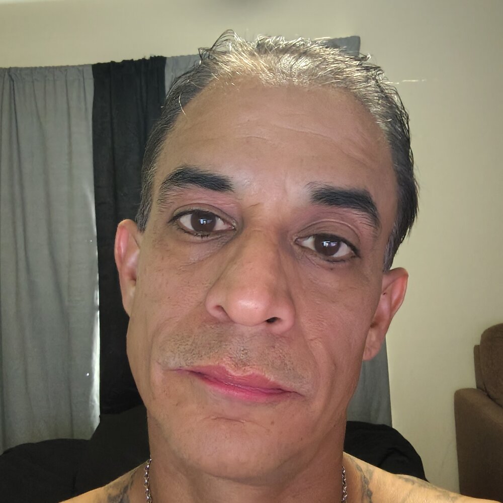 Sexicrosdreser197866's most recent online preview