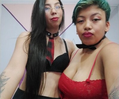 ANNAandLINNA 🥠 live sex stream