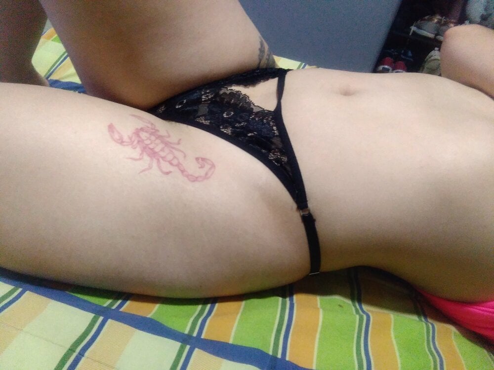honeywhisper69 from stripchat