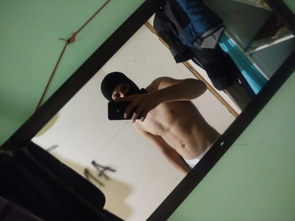 gerchua's Offline XXX Chat