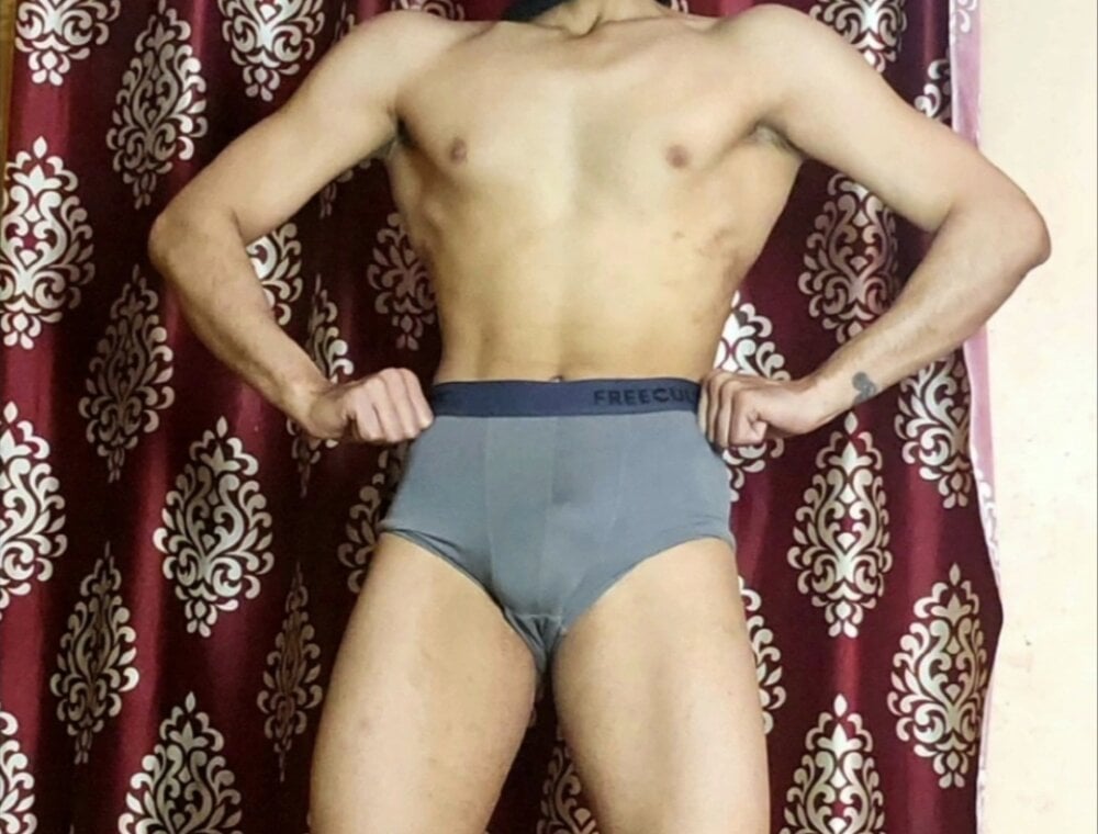 Aarushx profile