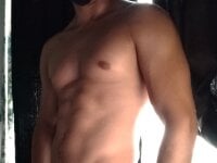 MrOculto's webcam live show