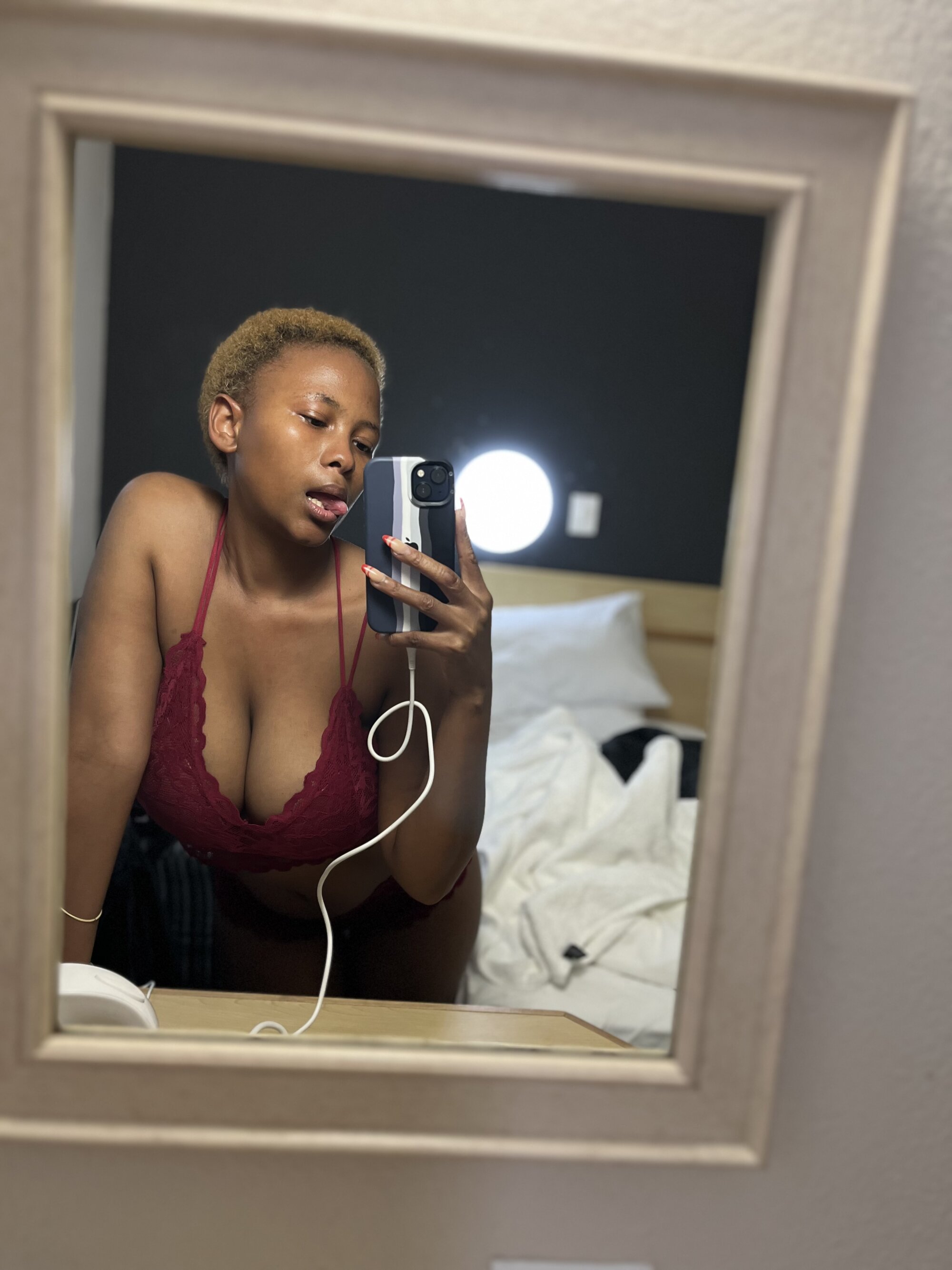MelaninLeanne
