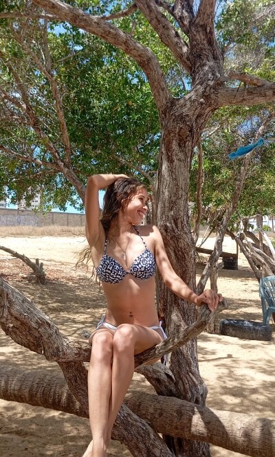 Sexi_girl29 - latin doggy style