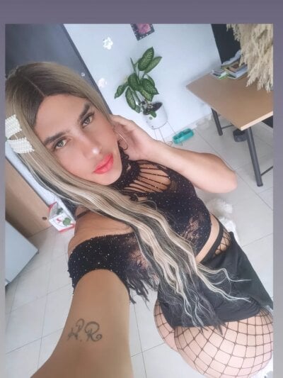 TheDollsHorny - Stripchat Trans 