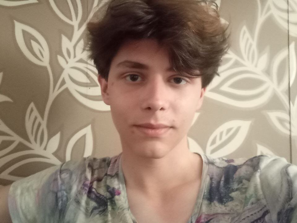 hot_levith