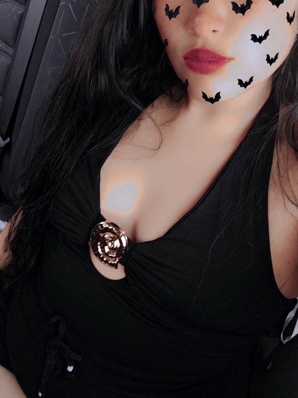 badgirlwebcam.com nicoli98 livesex profile in bisexual cams