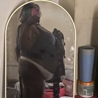 fatpussycreammdaddi Show di sesso, in cam, in diretta