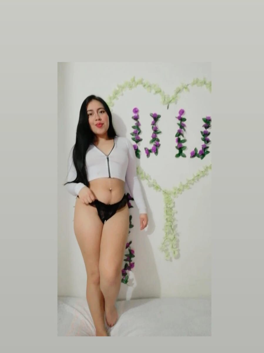ximena_coral profile