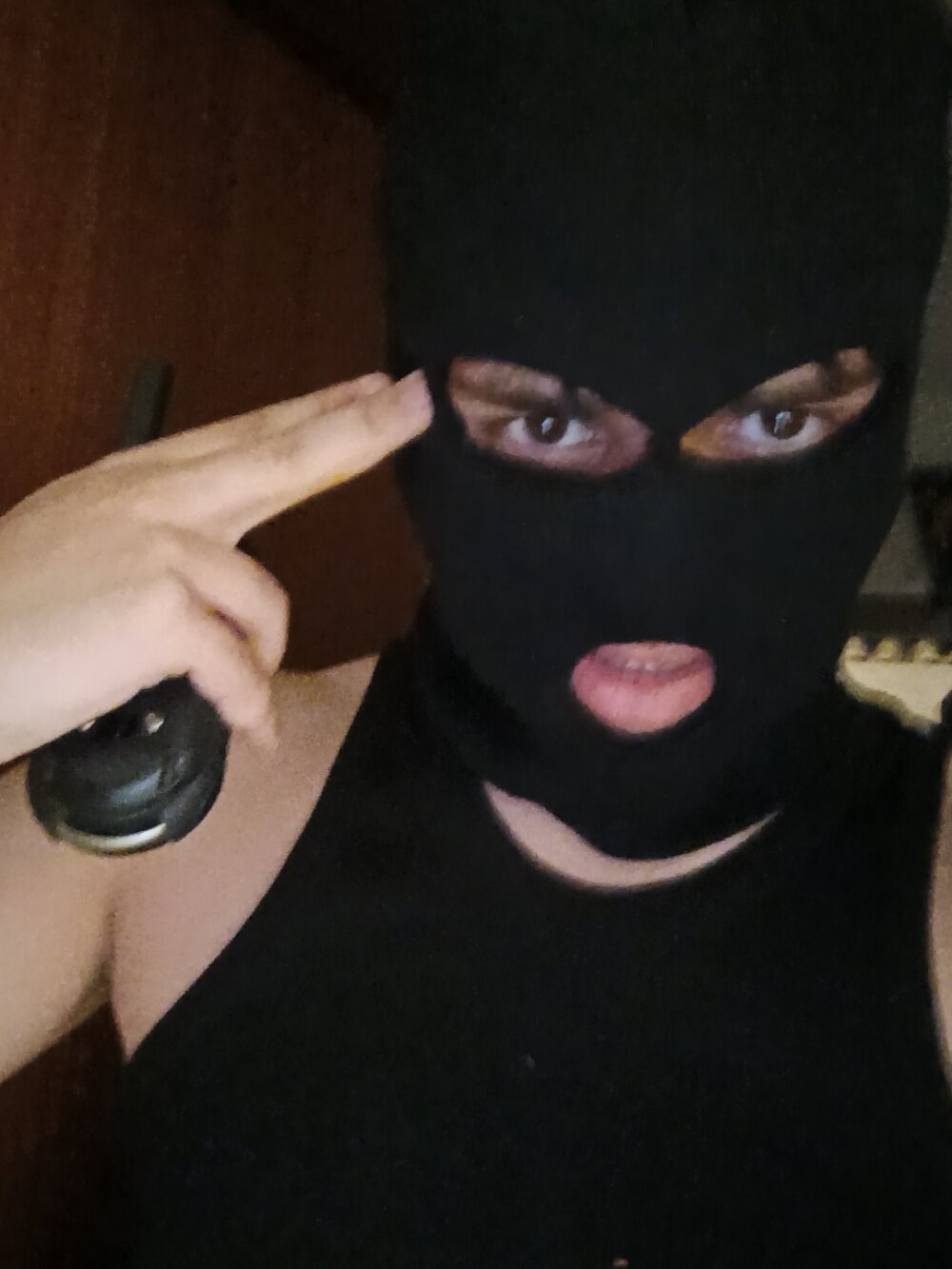 zabaaa1312's Offline XXX Chat