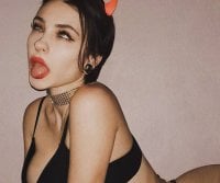 Eva_Portman's Offline Chat Room
