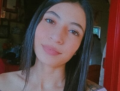 SOPHIE_SWEET82