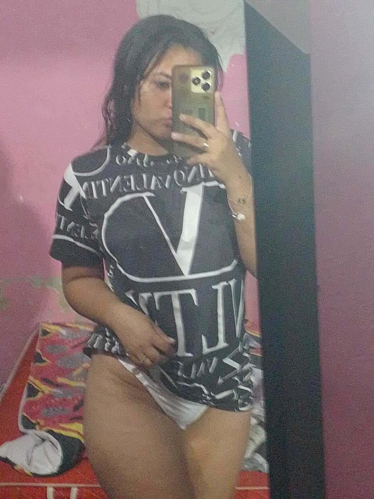 leslybigass235