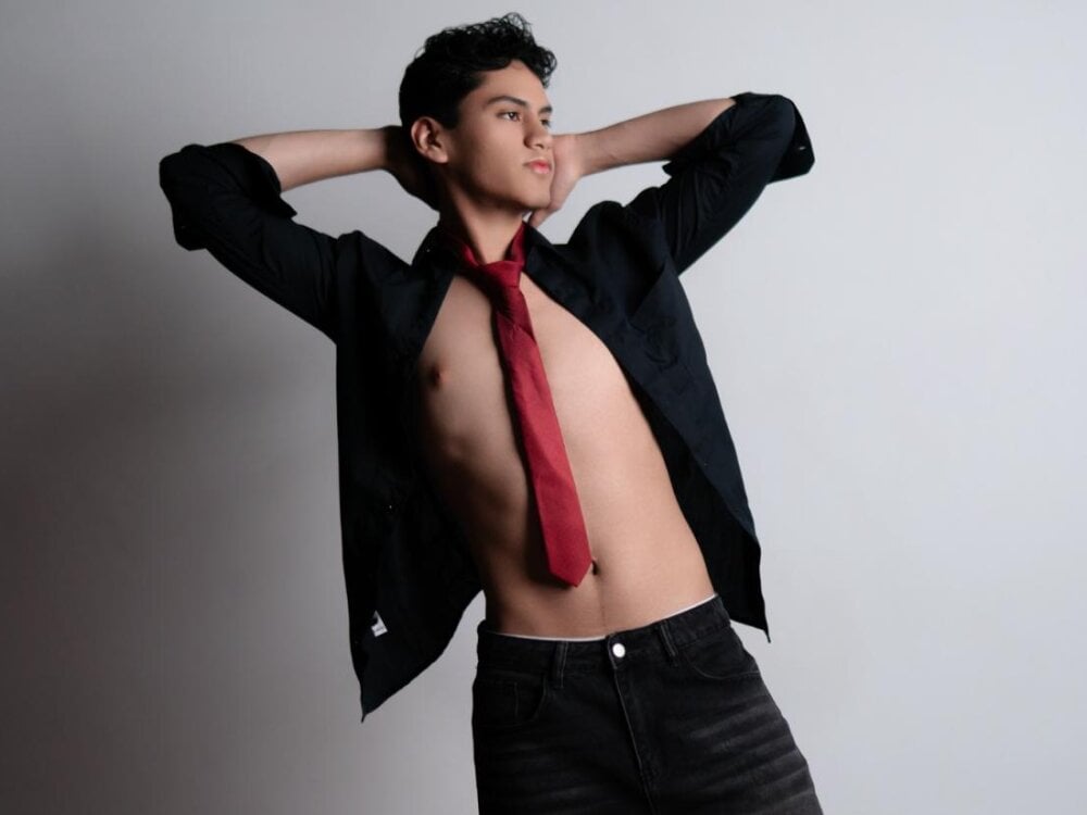 Mark_Nico's Offline XXX Chat