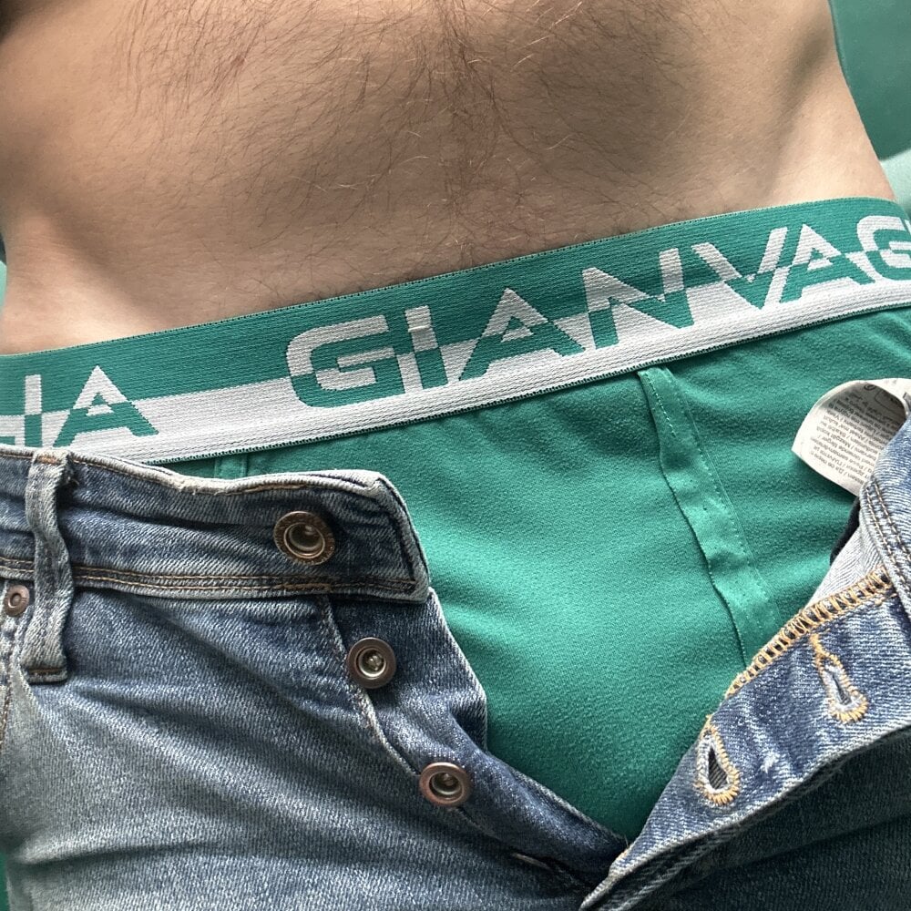 bumbhole19891 from stripchat