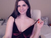 Sandra_Hot_'s Offline Chat Room