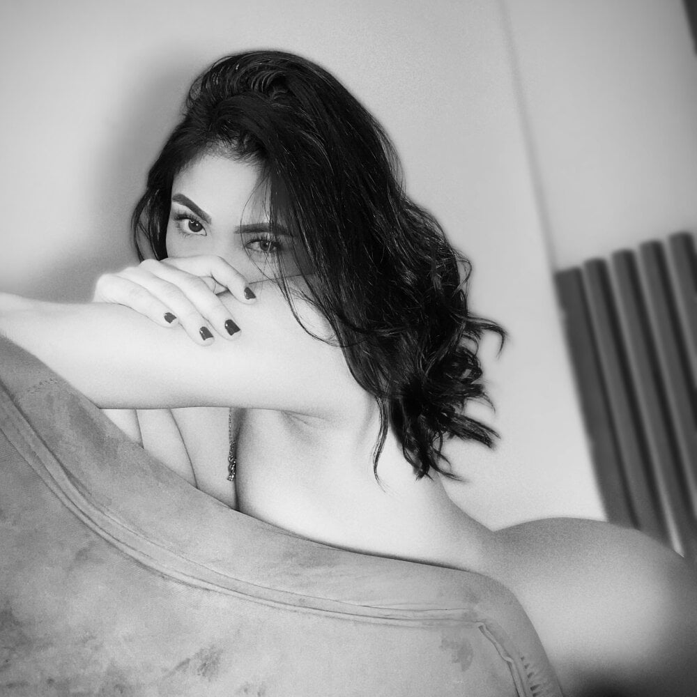 AylinQueen's Offline XXX Chat