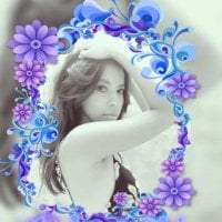 Lupita_Sensual's Offline Chat Room