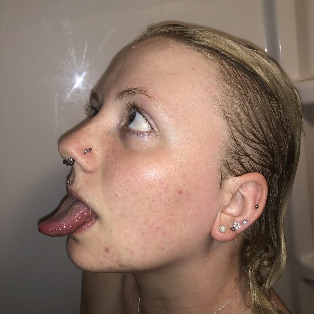 scaryscarlettesweb profile