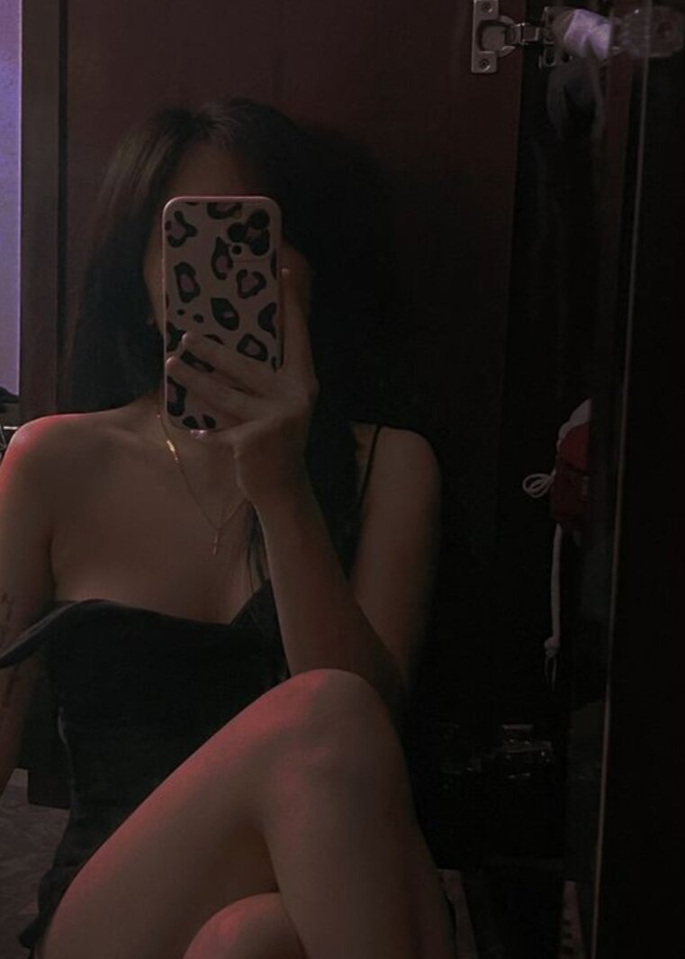 edalivee 🌞 live naked cam