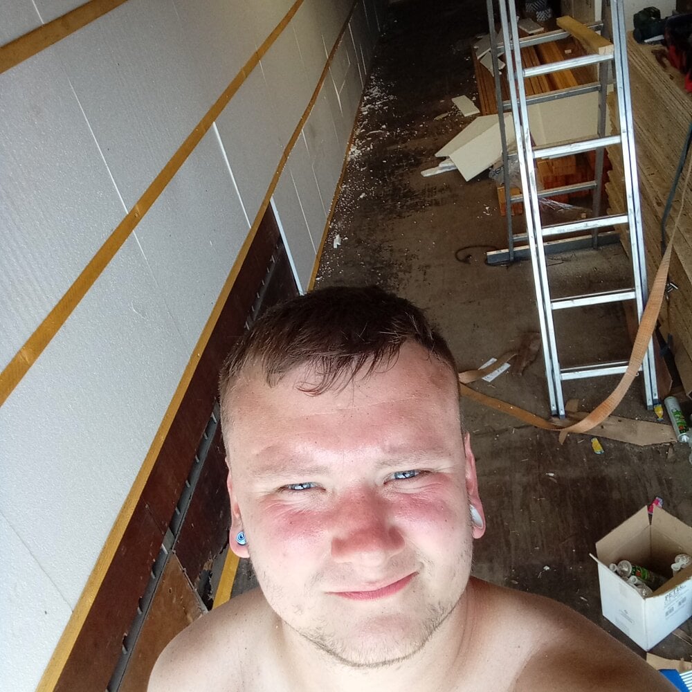 eric2811@xh from stripchat