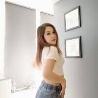 cream_raspberry's Offline Chat Room