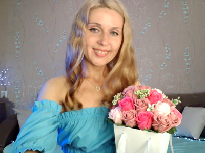 Wild_Berrrie private show