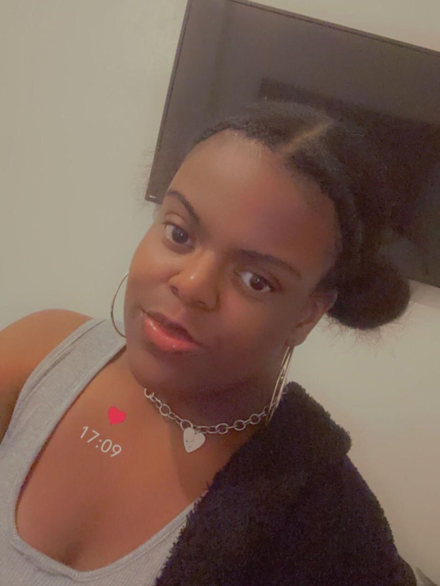 elivecams.com TishaTxx livesex profile in co cams