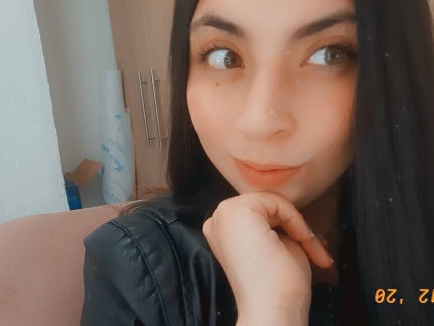 valerya-smith18- profile