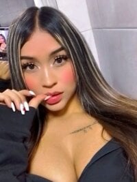 Rosse_Jeane_v_'s Offline Chat Room